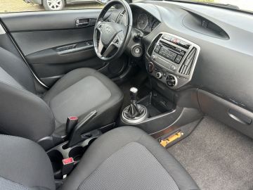 Hyundai I20
